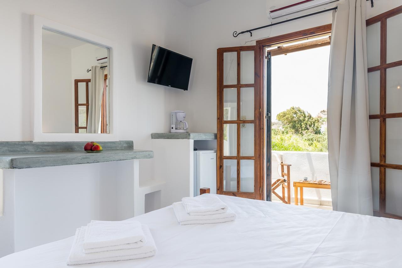 Takiss Rooms Pollonia Exterior foto